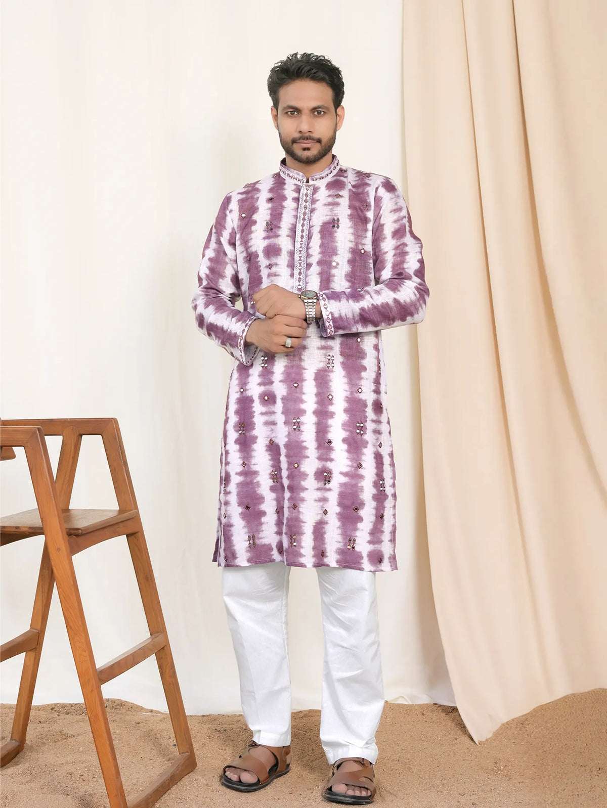 Royal Embroidered Kurta with Ethnic Print