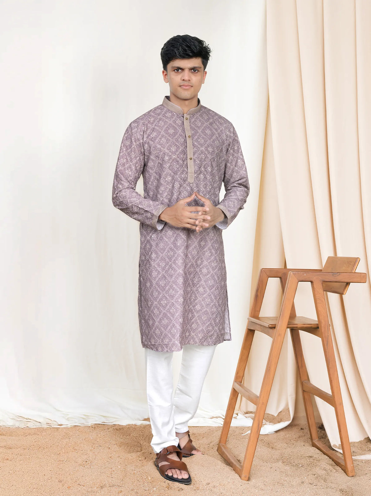 Classic Kurta with Contrast Print & Hand Embroidery