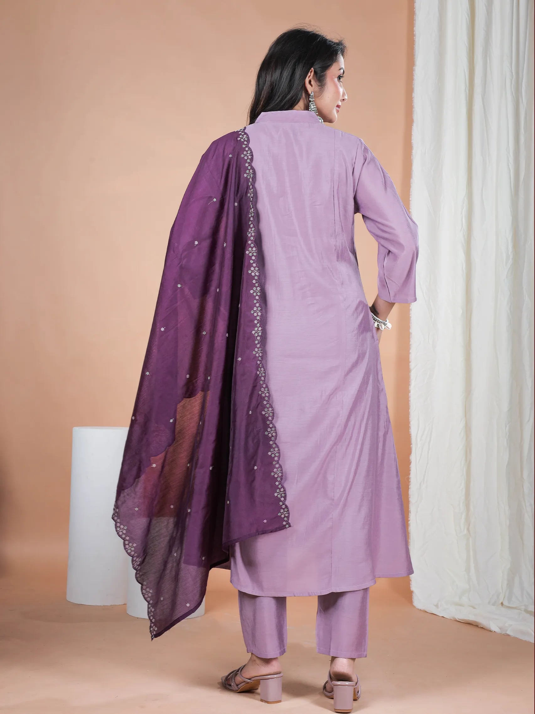 Light Purple Roman Silk Suit Set with Embroidery Work & Chanderi Dupatta | Mandarin Collar Neck