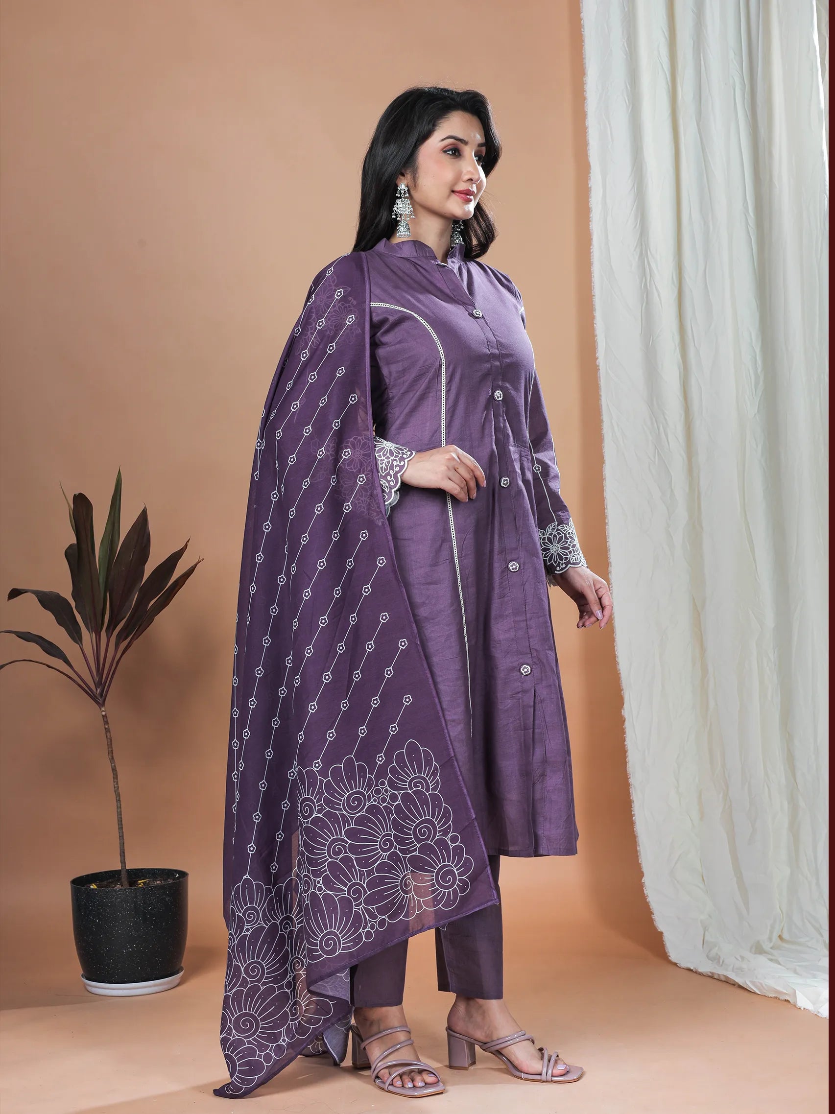 Dusty Purple Embroidered Mul Cotton Kurta Set with Mul Cotton Dupatta | Full Sleeve Traditional Wear